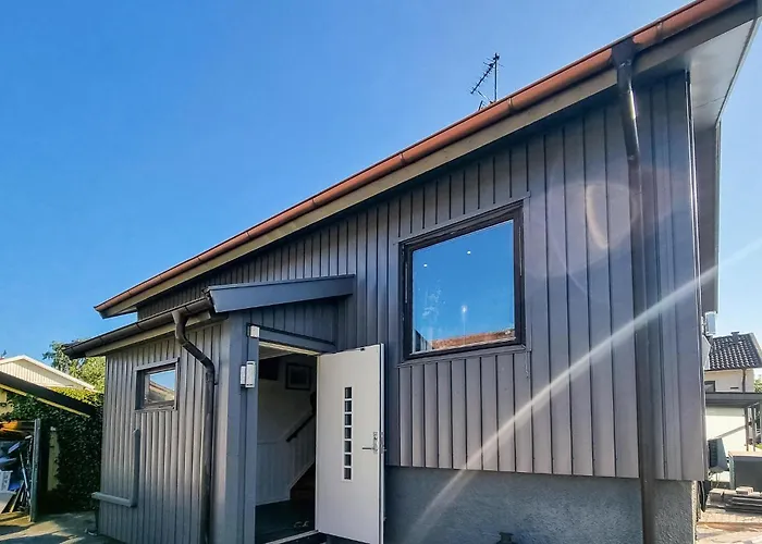 Lovely Home In Goeteborg With Kitchen